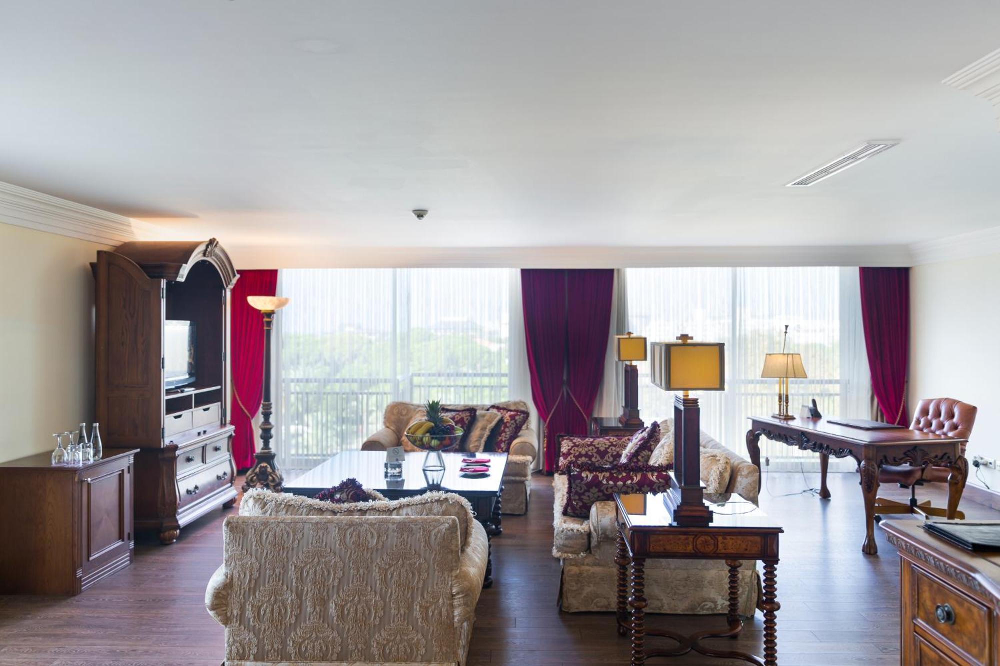 Ic Hotels Green Palace - Kids Concept Antalya Room photo A living room in a typical condominium